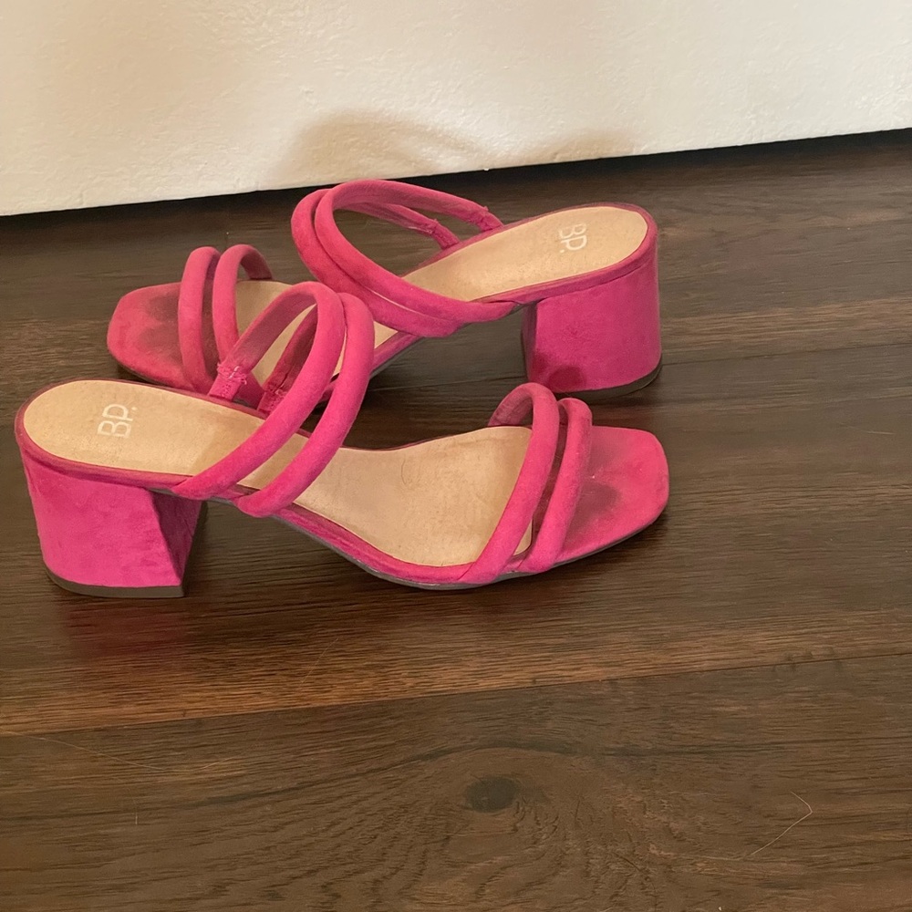 Block heels - Picture 2 of 2